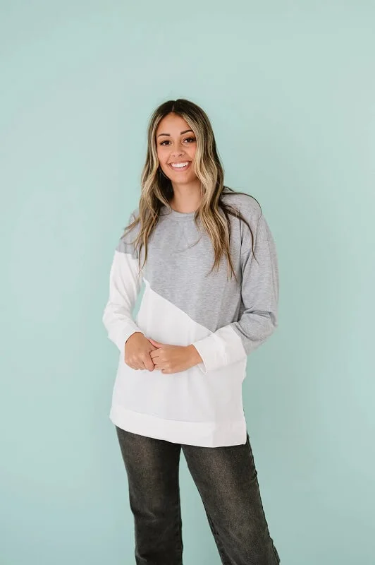 TunicTopUltraGray & White Color Block Crewneck Tunic