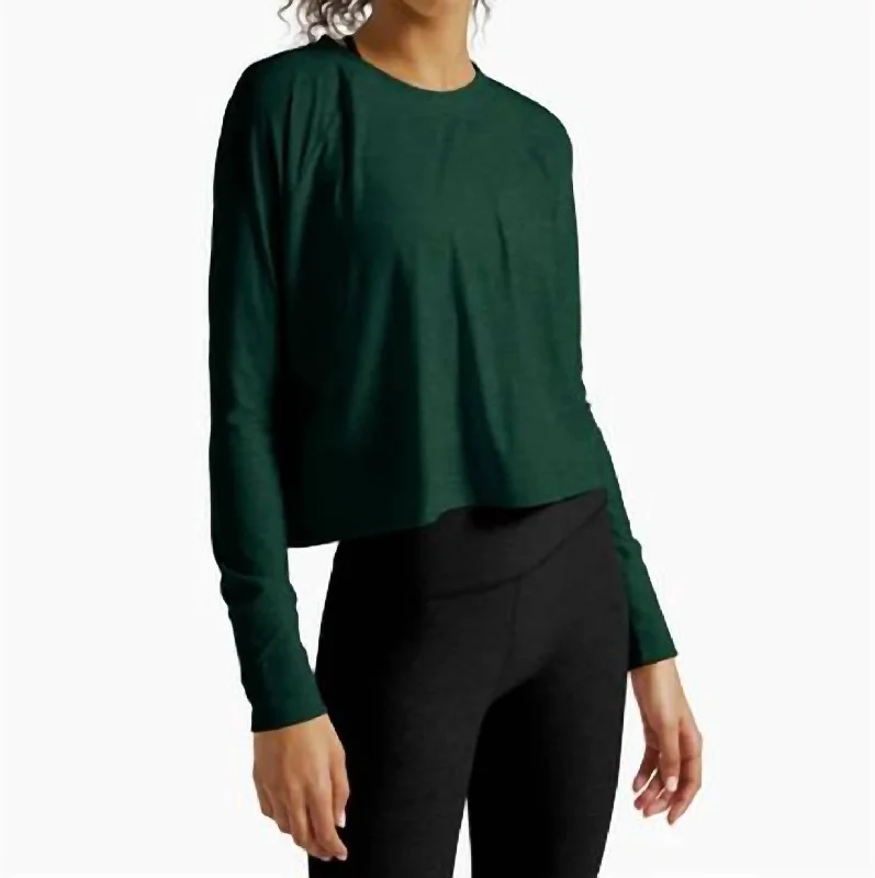 PullovernowFeatherweight Daydreamer Pullover Tee Top In Dark Spruce Green Heather