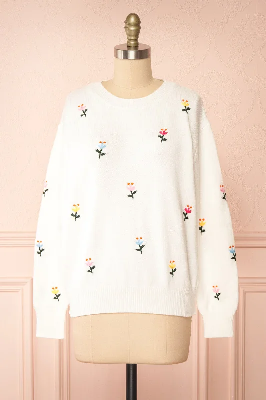 Jardynia | Ivory Sweater w/ Knitted FlowersEmbroidered Knit Tops